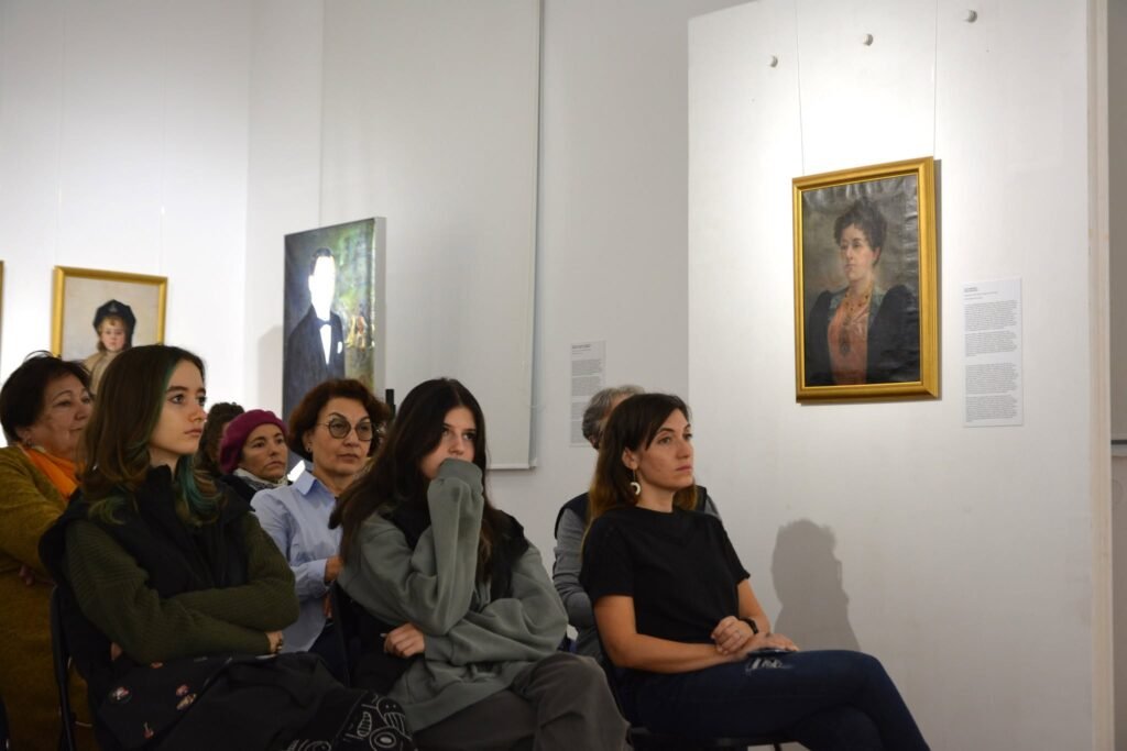 Conferința „Pionieratul Elenei Mureșianu: arta ca profesie” la Muzeul de Artă Brașov